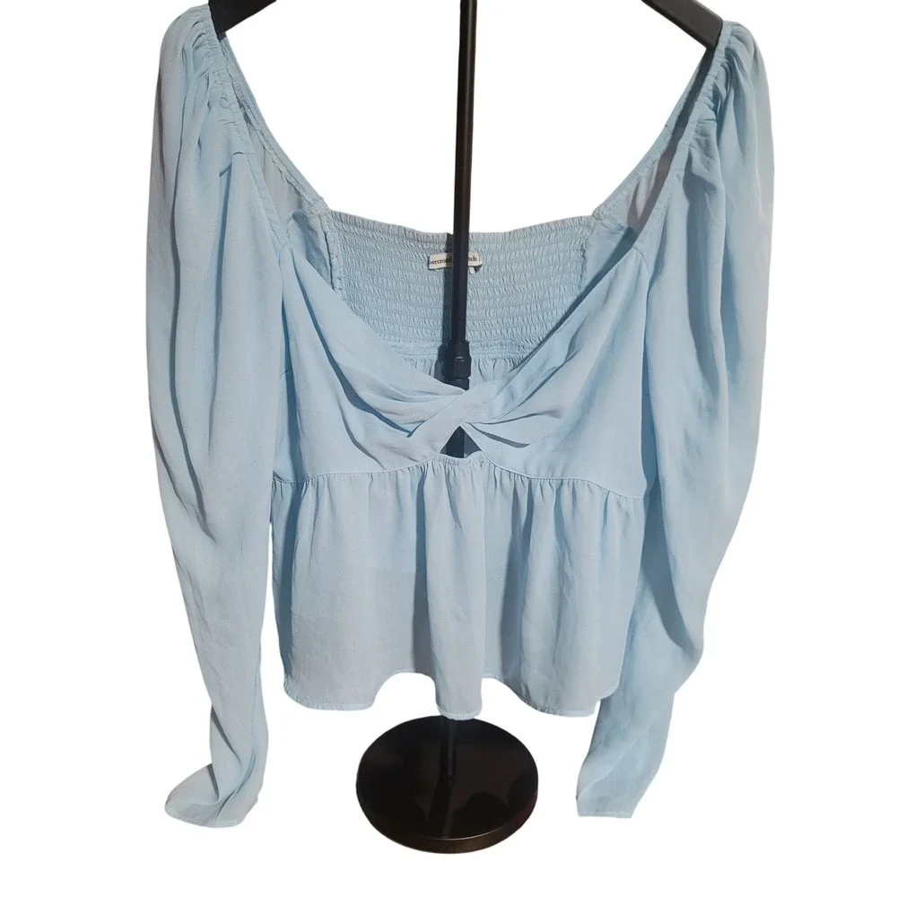 Abercrombie & Fitch Light Blue Twist Front Fairycore Babydoll Coquette Top XL‎